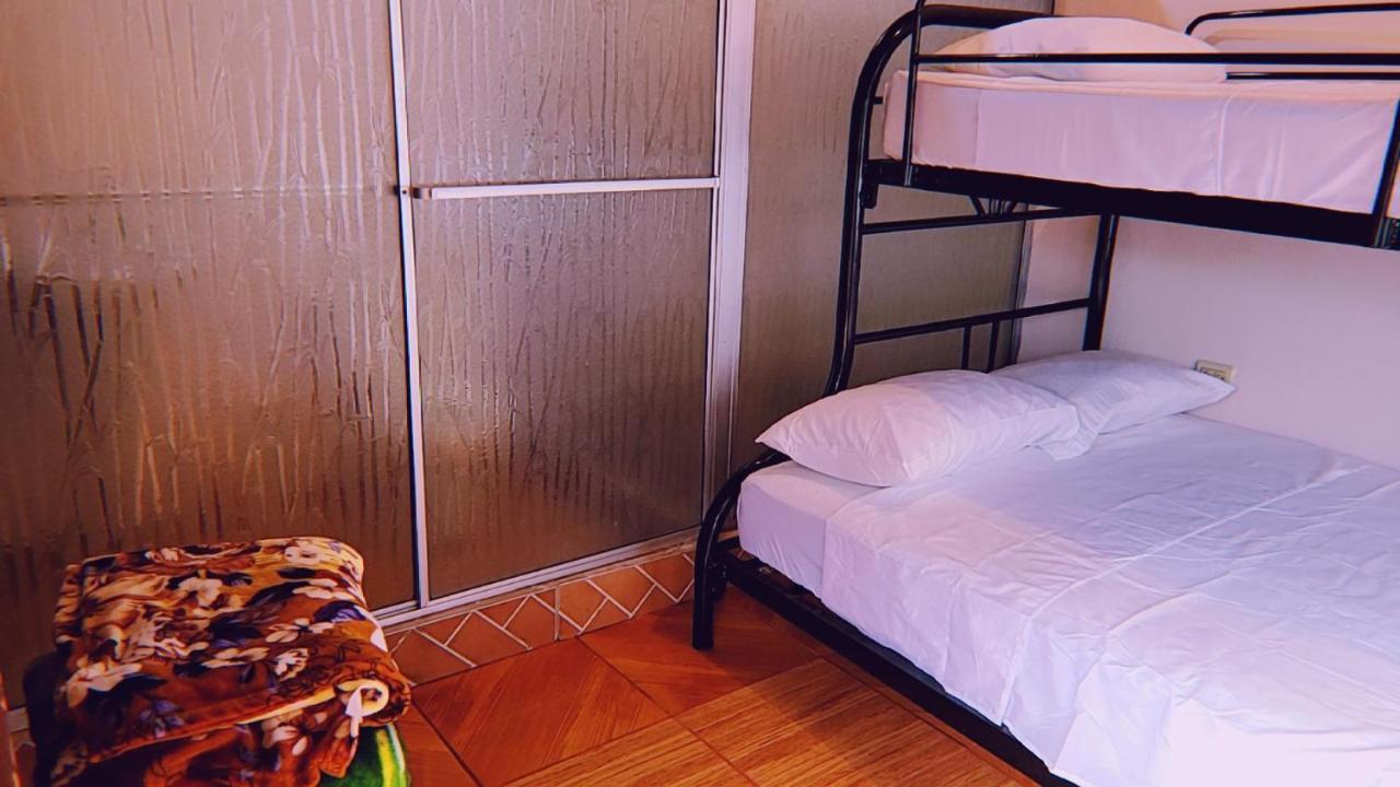 Alpha Arenal Hostel La Fortuna Bagian luar foto