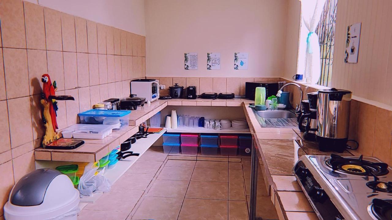 Alpha Arenal Hostel La Fortuna Bagian luar foto